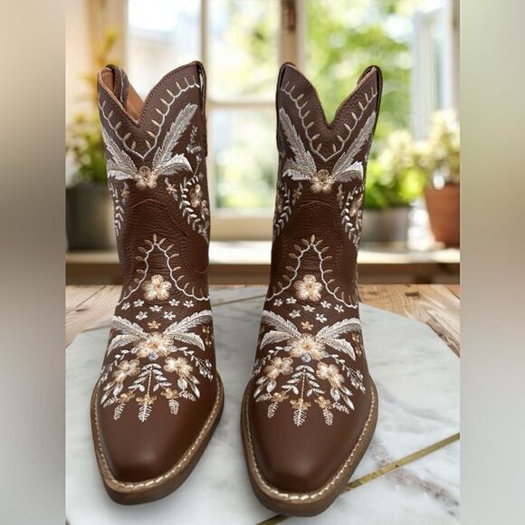 DINGO Leather Floral Embroidered Cowgirl boots Size 8 - Picture 8 of 16